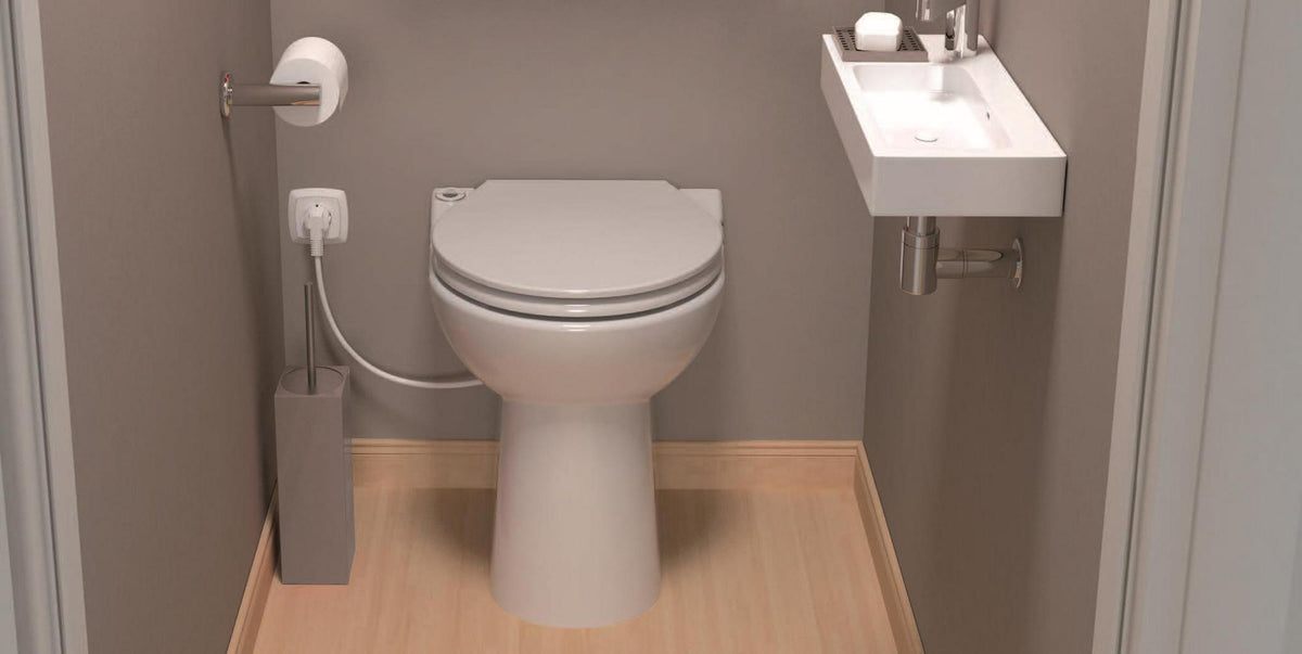 SFA Klein-Kompakt-WC SaniCompact 43 weiß – Komplettes WC mit Hebeanlage & Druckknopfspülung