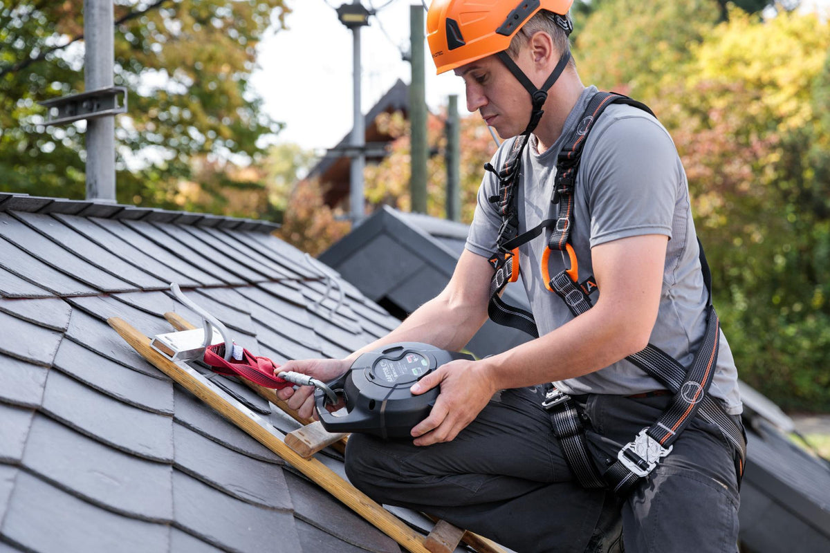 SKYLOTEC RAPTOR W Höhensicherungsgerät EN 360, 6 m Gurtband, 40–140 kg