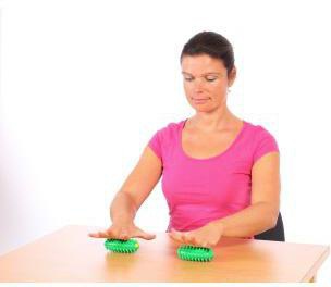TOGU Handtrainer Brasil® leicht Ruton® grün 2 St./Pack. – Ergonomiehandtrainer für Rehabilitation & Therapie