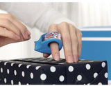 tesa Handabroller Mini 57858-00000 19mm x 10m rot/blau – Nachfüllbarer Abroller inkl. tesafilm® kristall-klar