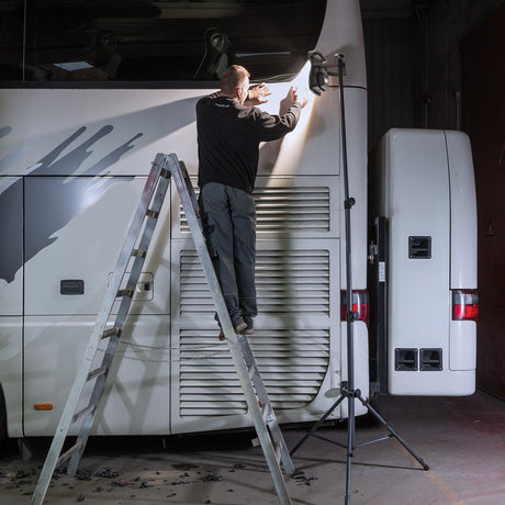 SCANGRIP Stativ TRIPOD 3m – Nutzhöhe 1,35–3 m für flexible Arbeitsbeleuchtung