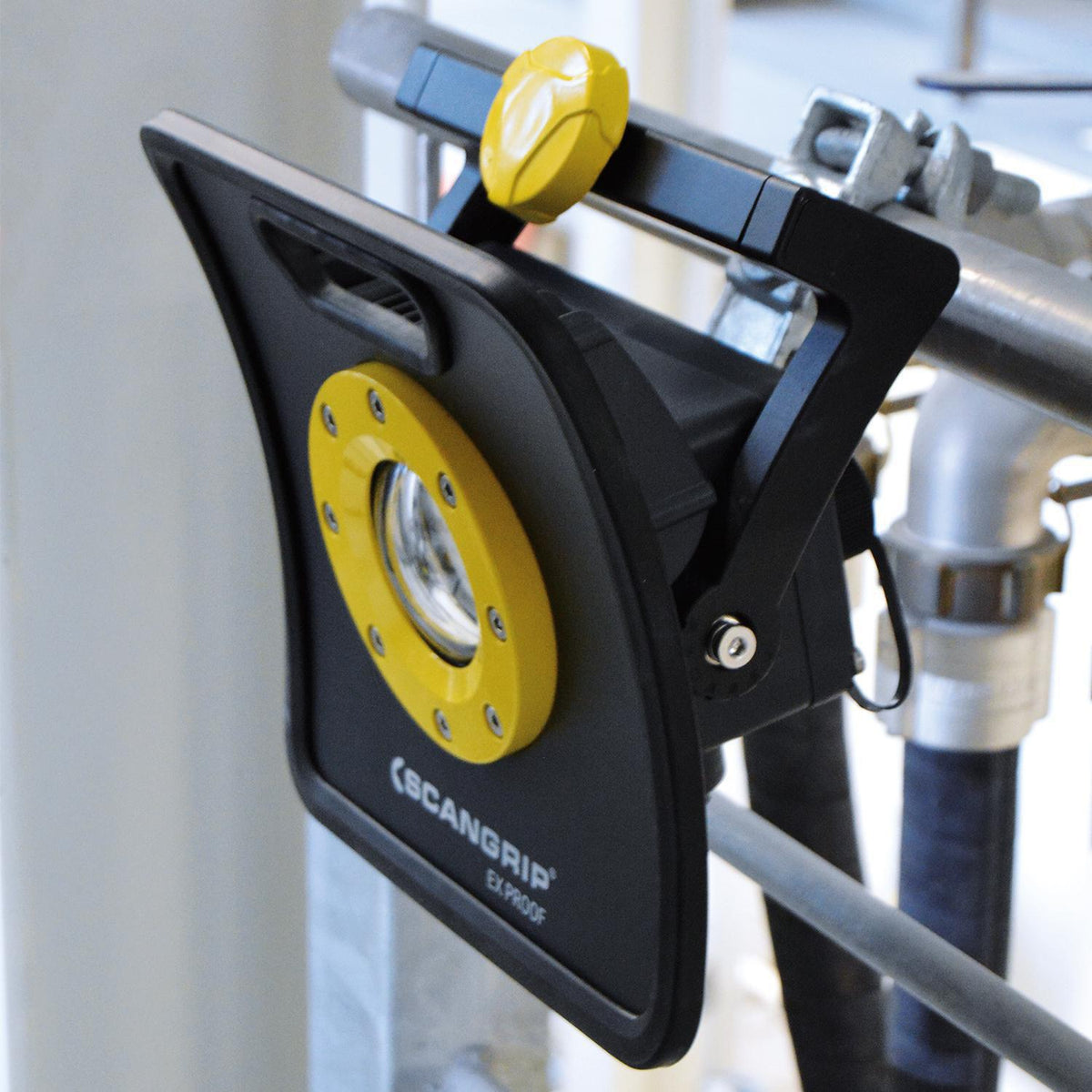 SCANGRIP NOVA-EX R Akku-LED-Strahler 31 W, 2000–4000 lm, IP65, EX-geschützt