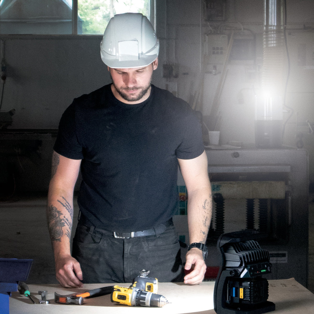 SCANGRIP Akku-Adapter SMART CONNECTOR für Bosch/Ampshare – 18-V-Akkus an CONNECT-Leuchten