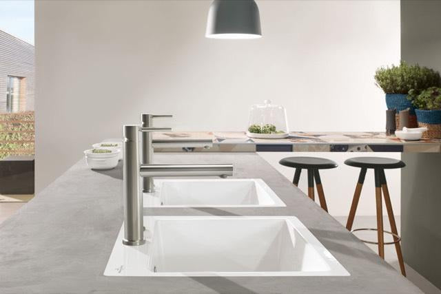 Villeroy & Boch Como Sky Shower Einhand-Spültischbatterie 927900 aus massivem Edelstahl