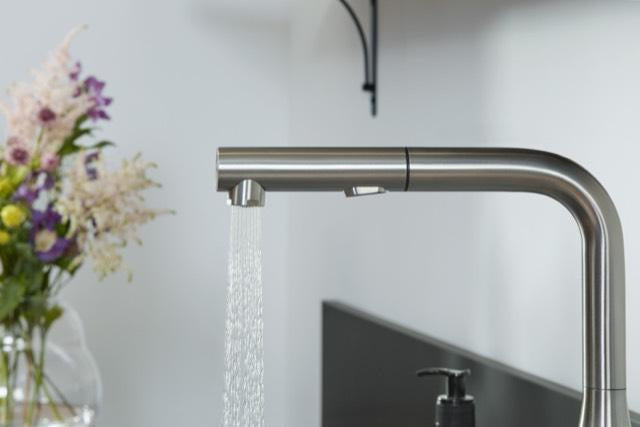 Villeroy & Boch Subway Style Shower Küchenarmatur Matt Black – Edelstahl, ausziehbare Handbrause