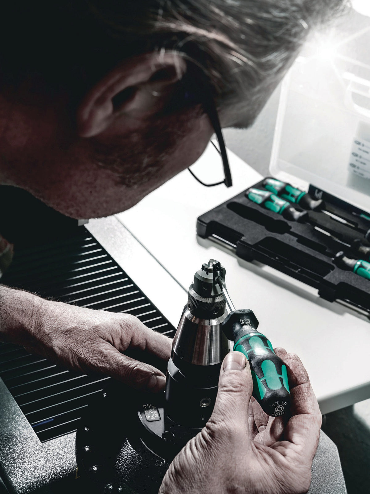 WERA Drehmomentschraubendreher 300 TX 6, 0,6 Nm, fest voreingestellt, Kraftform-Griff