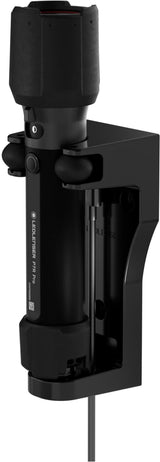 LEDLENSER P2R LED-Taschenlampe mit Advanced Focus System, 200 lm, USB-C-Akku