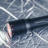 LEDLENSER P2R LED-Taschenlampe mit Advanced Focus System, 200 lm, USB-C-Akku