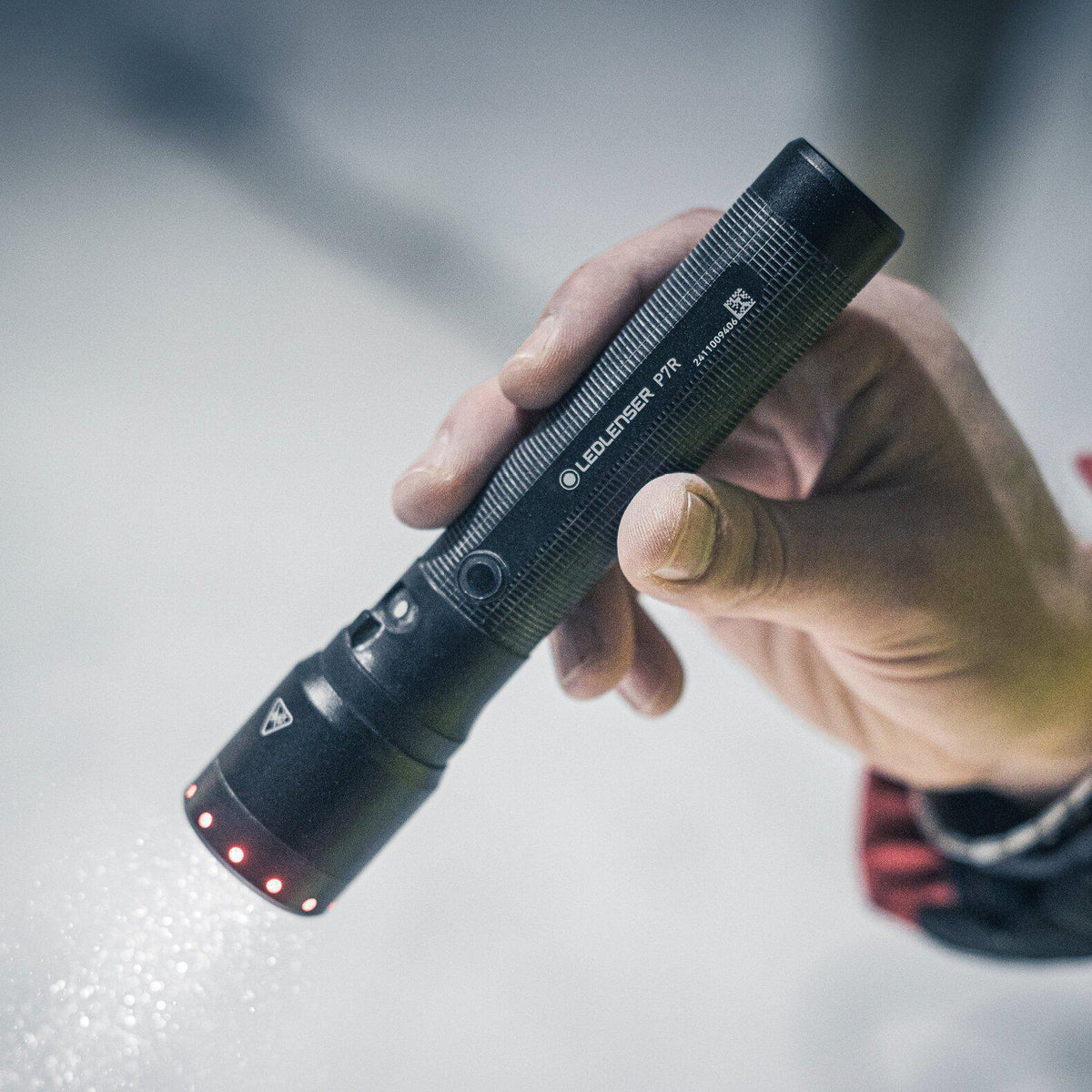 LEDLENSER P2R LED-Taschenlampe mit Advanced Focus System, 200 lm, USB-C-Akku