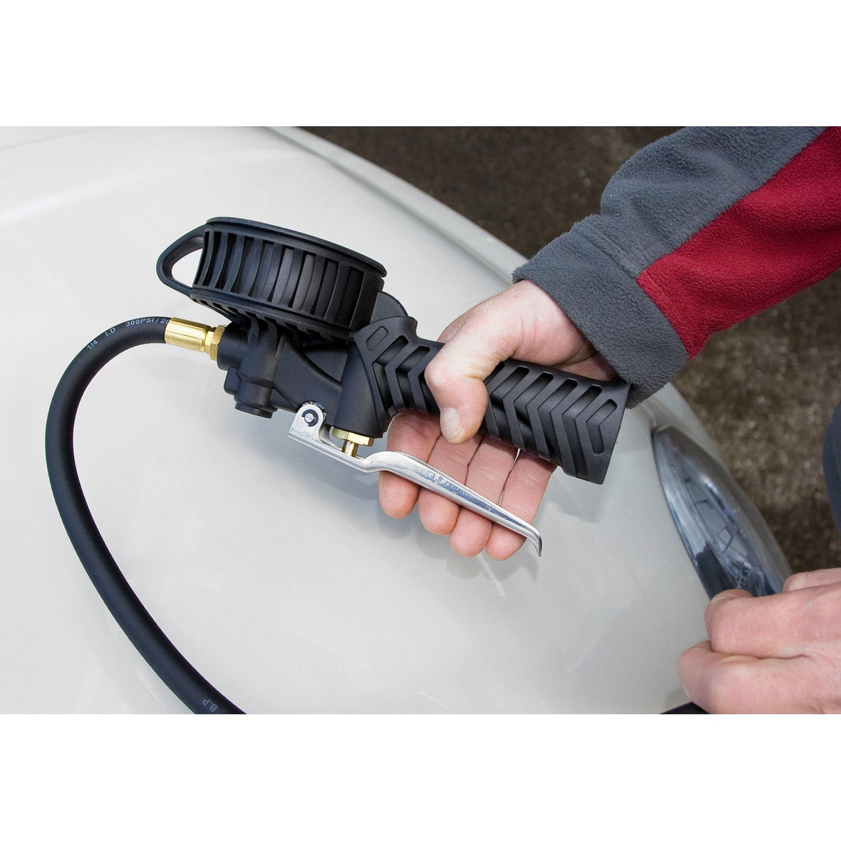 Kraftwerk Reifenfüller mit Digital-Anzeige