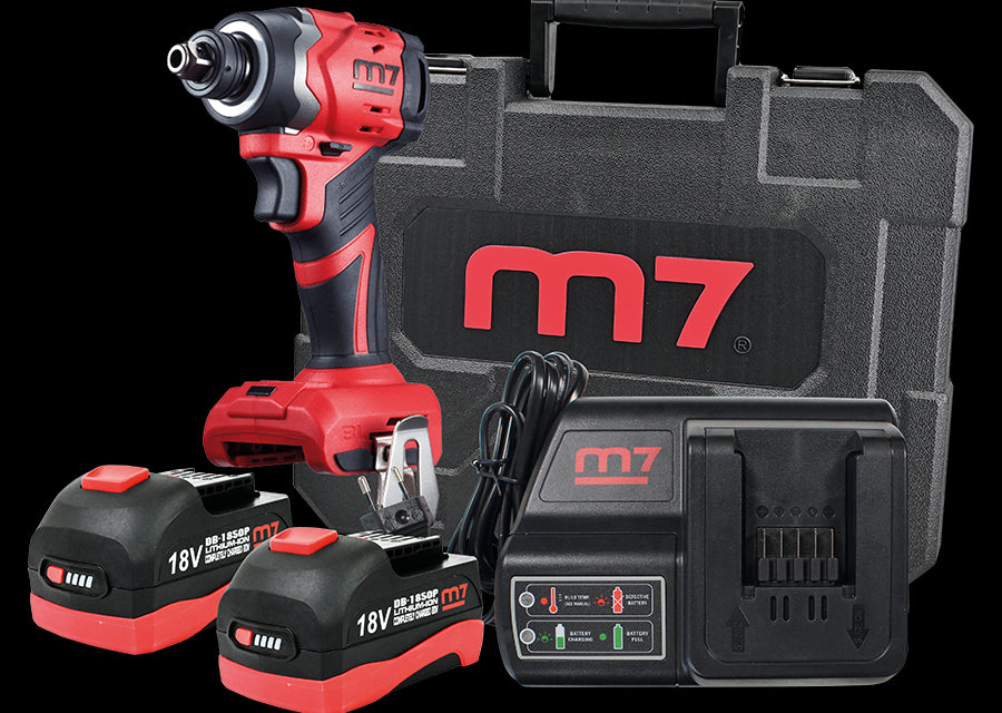 M7 Power-Werkzeuge - 1/4" Akku-Schrauber 18V 5Ah mit Ladegerät + 2 Akku DS203A