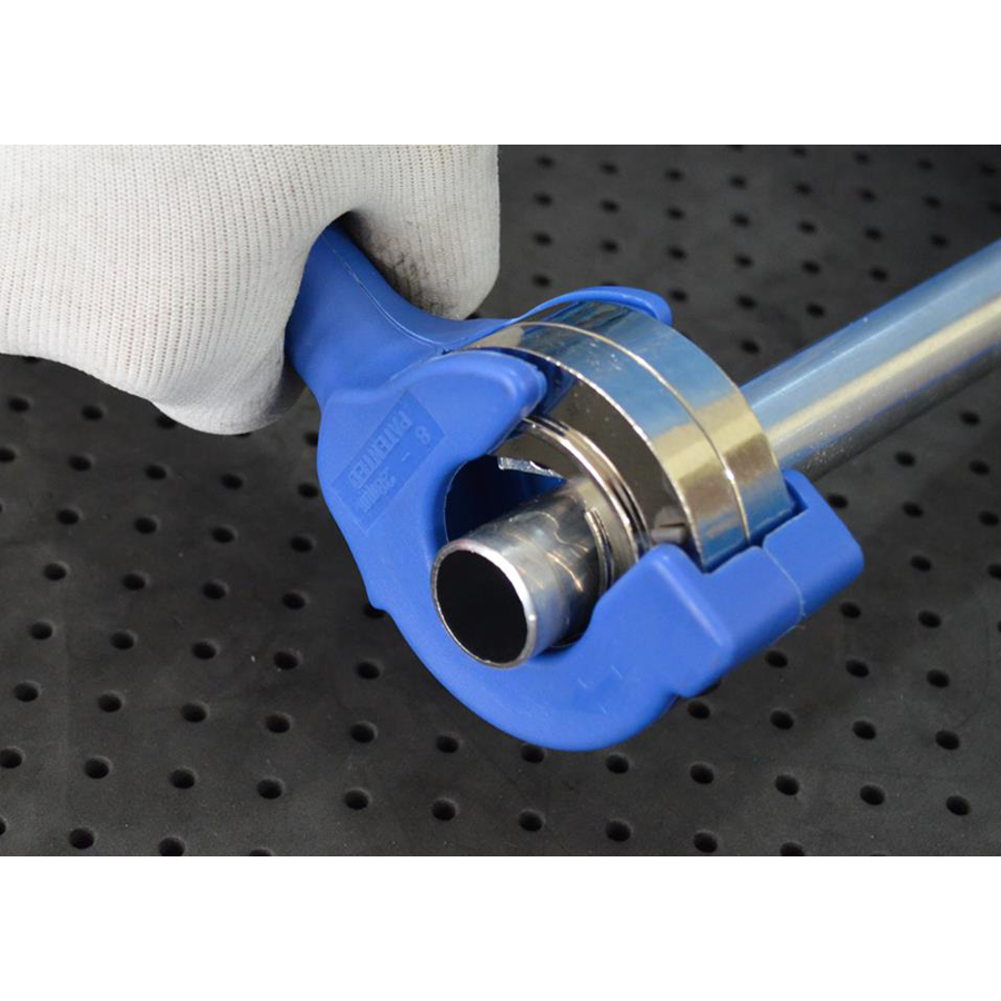 KING TONY Profi-Werkzeuge - Rohrschneider, 360°, Ratschenfunktion - Ø 8-28 mm 791221