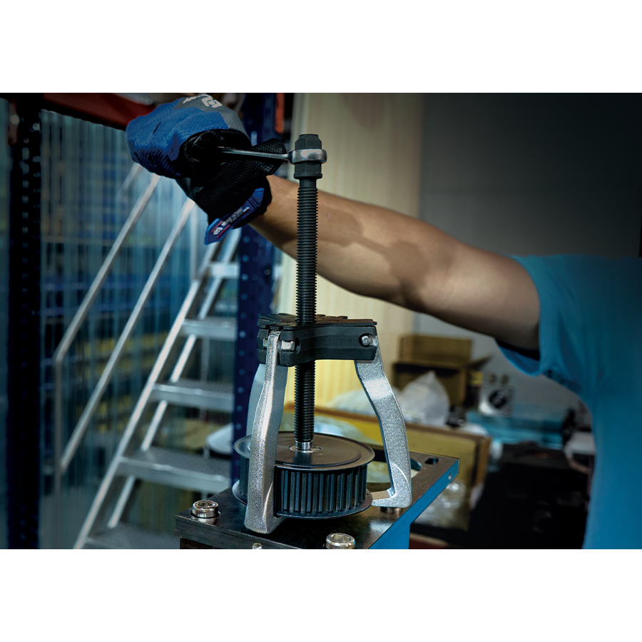 KING TONY Profi-Werkzeuge - Abzieher mit 2 oder 3 greifarmen 5T 7963C05