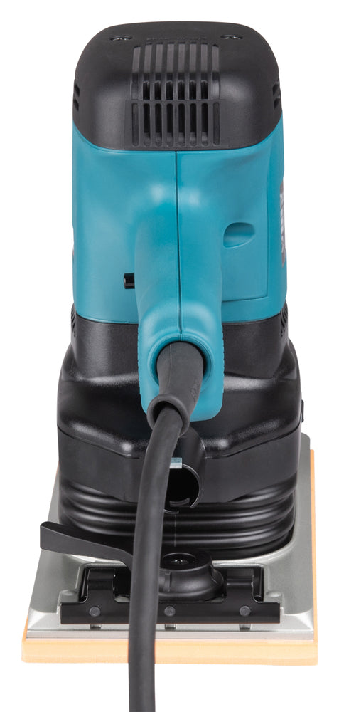 Makita Schwingschleifer | 600 W Motor & 115 x 229 mm Schleifplatte - 9046J