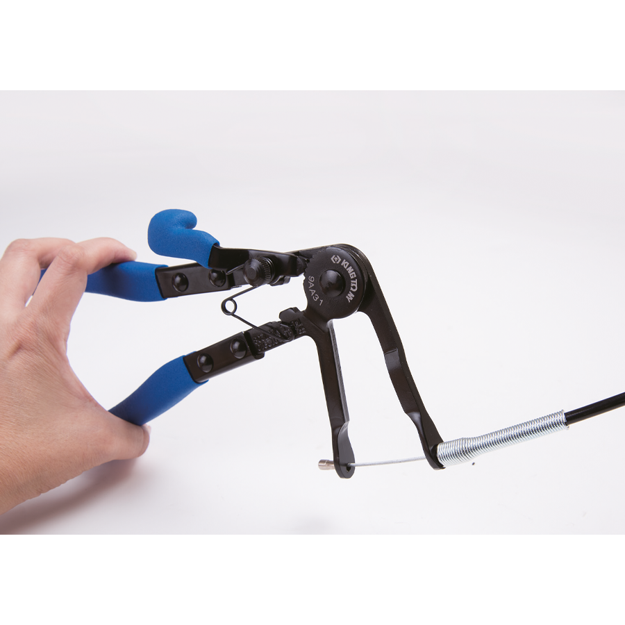 KING TONY Profi-Werkzeuge - Gebogene Schlauchklemmenzange - 225 mm 9AA31