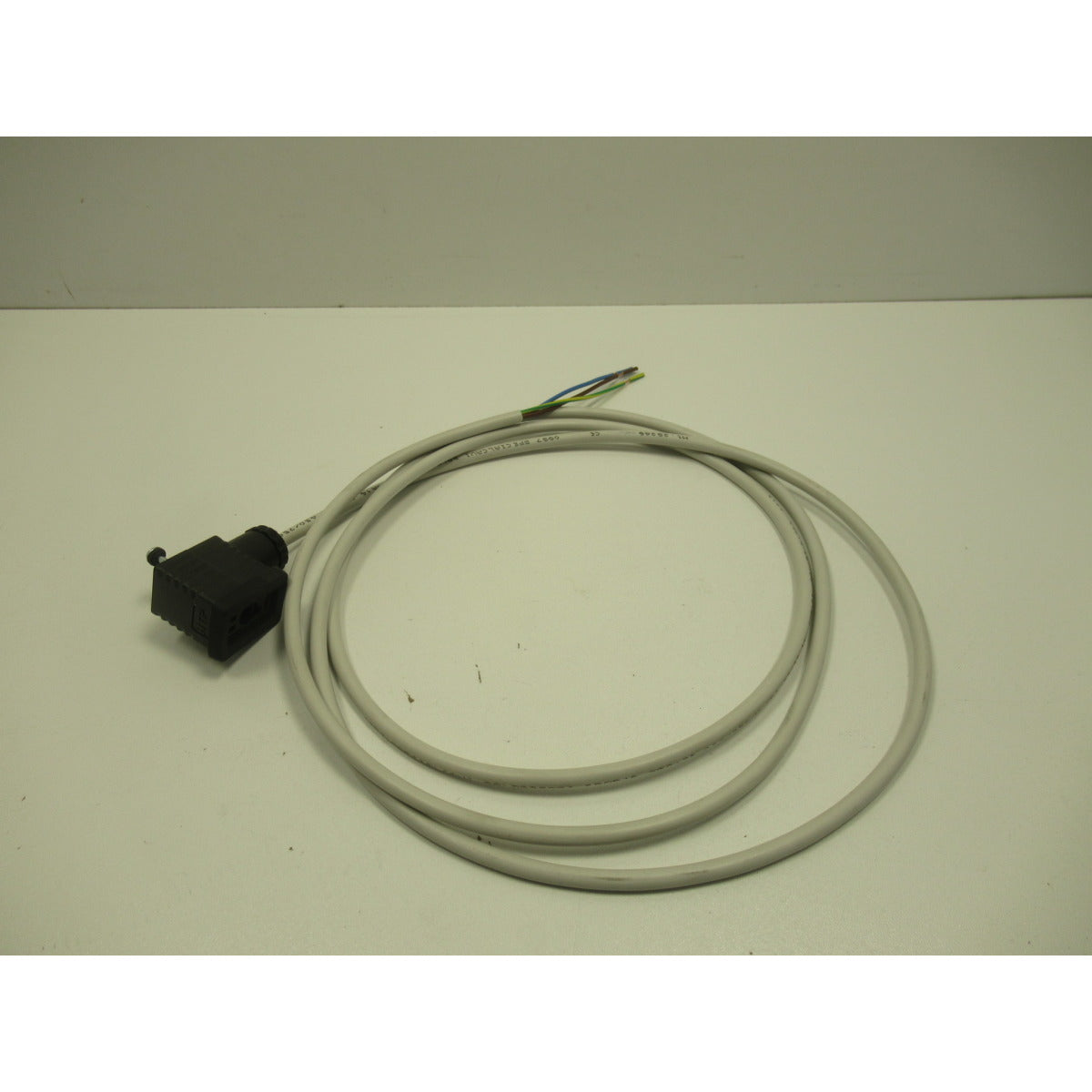 Aircraft Magntetventilstecker inkl. 2Mtr. Kabel #005586001 - Art. 0005586001
