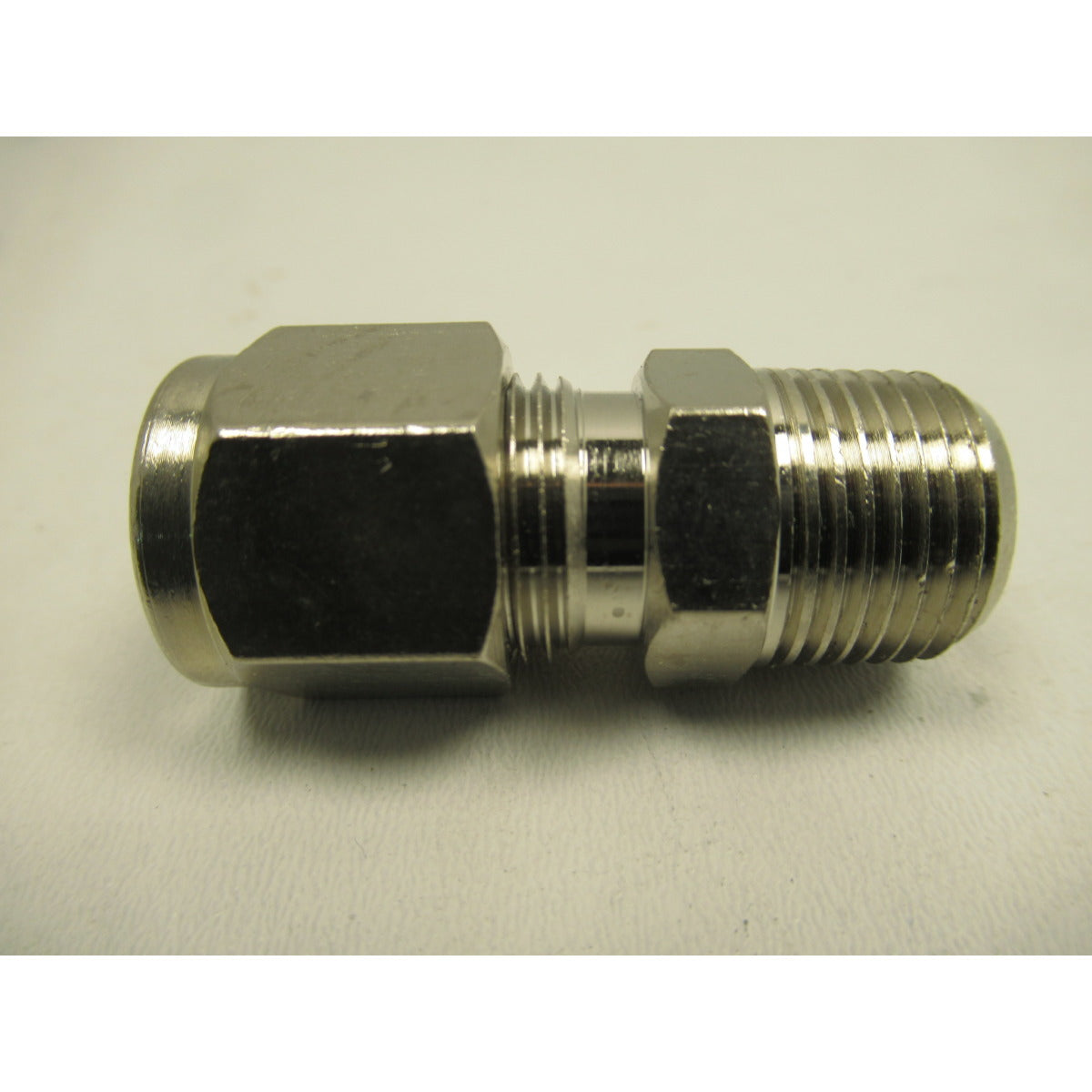 Aircraft Schneidringverschraubung R3/8 X 10 TA #011372000 - Art. 0011372000
