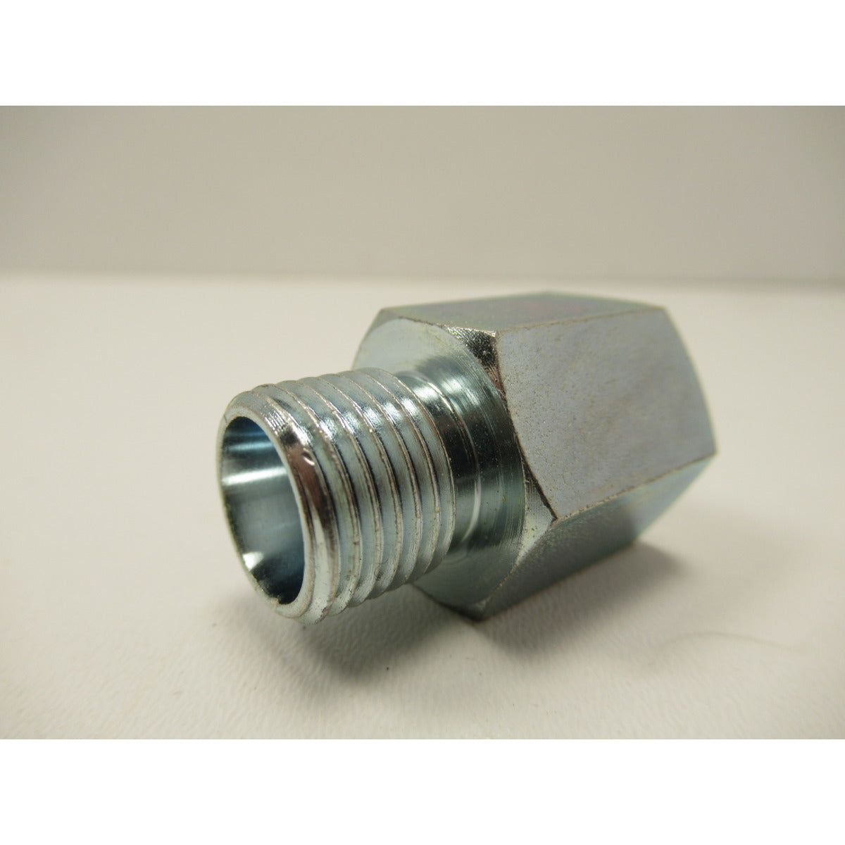 Aircraft Reduziernippel M16x1,5AG - 3/8"IG C011442000 / SW22 - Art. 0011442000