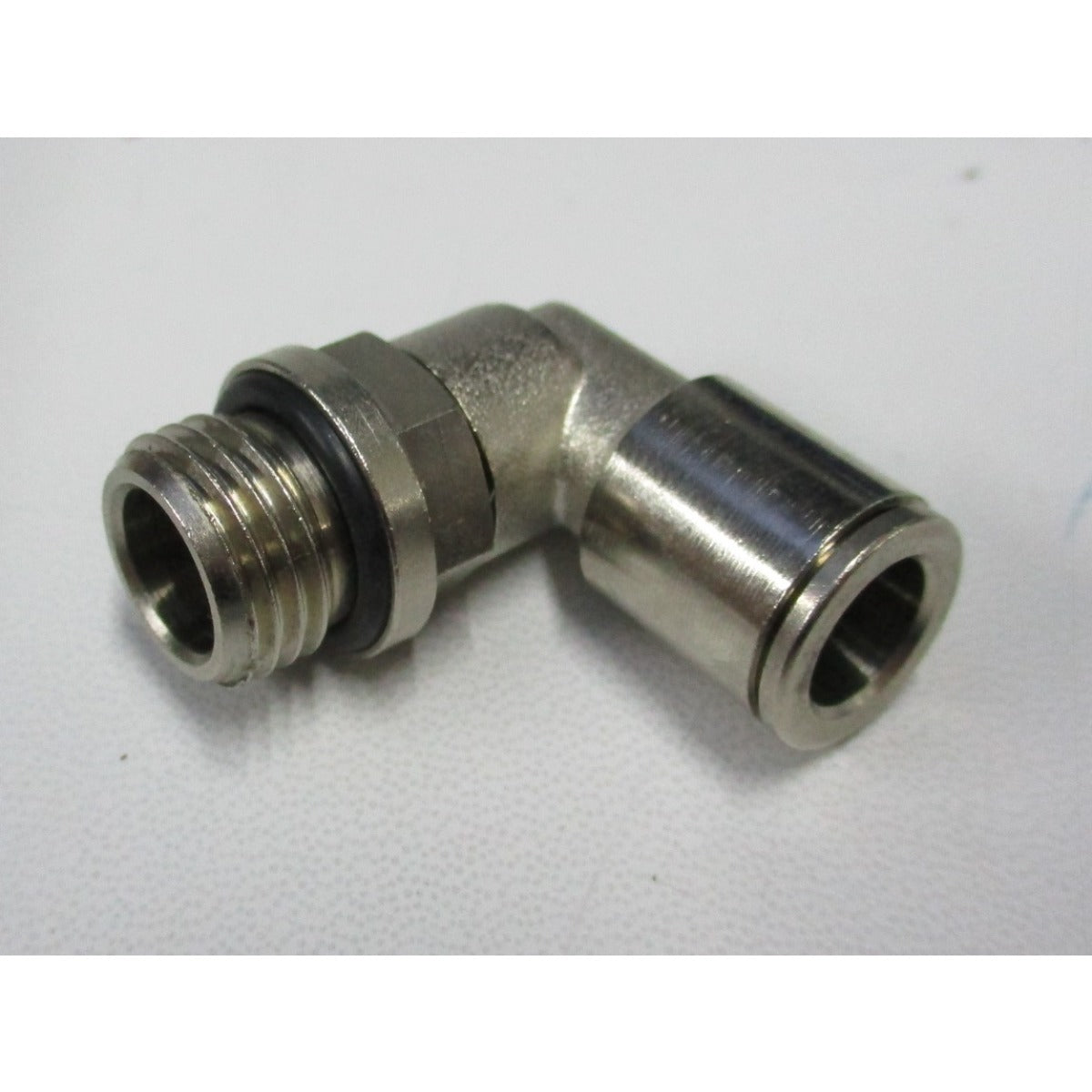 Stürmer Maschinen Winkel-Schnellsteckverbinder R1/4" für Ø8mm Leitung - Art. 0011750000
