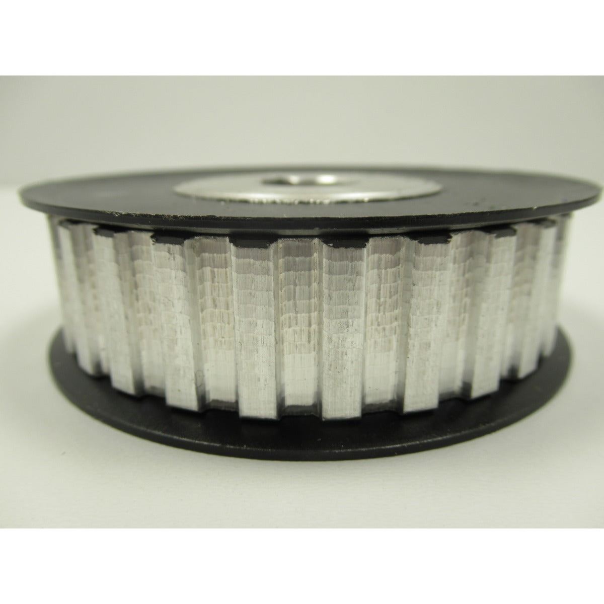 Metallkraft Riemenscheibe HTBS -T 3100 X-Achse / Z28 /Ø18 - Art. 03813501860025