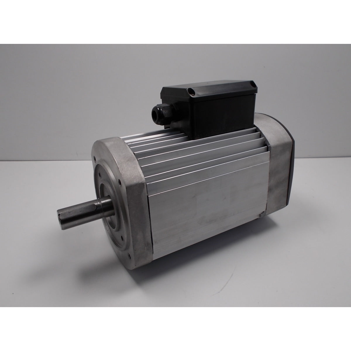 Stürmer Maschinen Motor MBSM 75-200-1 / 400V 4,0kW - Art. 03922071404KW