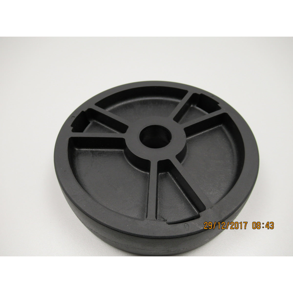 UNICRAFT Rad SRWH 22 TOP RAL9005 / 135x30 SM-0GRP15C1214 - SM.P-0GRP15C1214