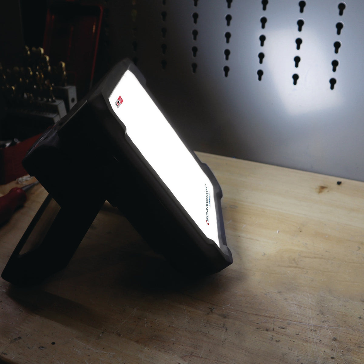 SCANGRIP LED-Strahler VEGA 4 CONNECT 40 W – 2000-4000 lm, IP54, diffus, blendfrei