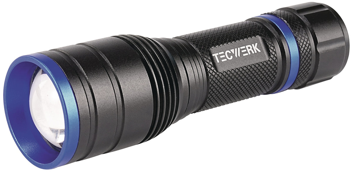 TECWERK LED-Taschenlampe 150-500 lm, 3x AAA, 100/170 m, fokussierbar, spritzwassergeschützt