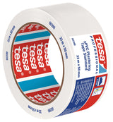tesa PVC Putzband 60399 Standard weiß 50 mm x 33 m – UV-beständiges Abklebeband für Fassaden