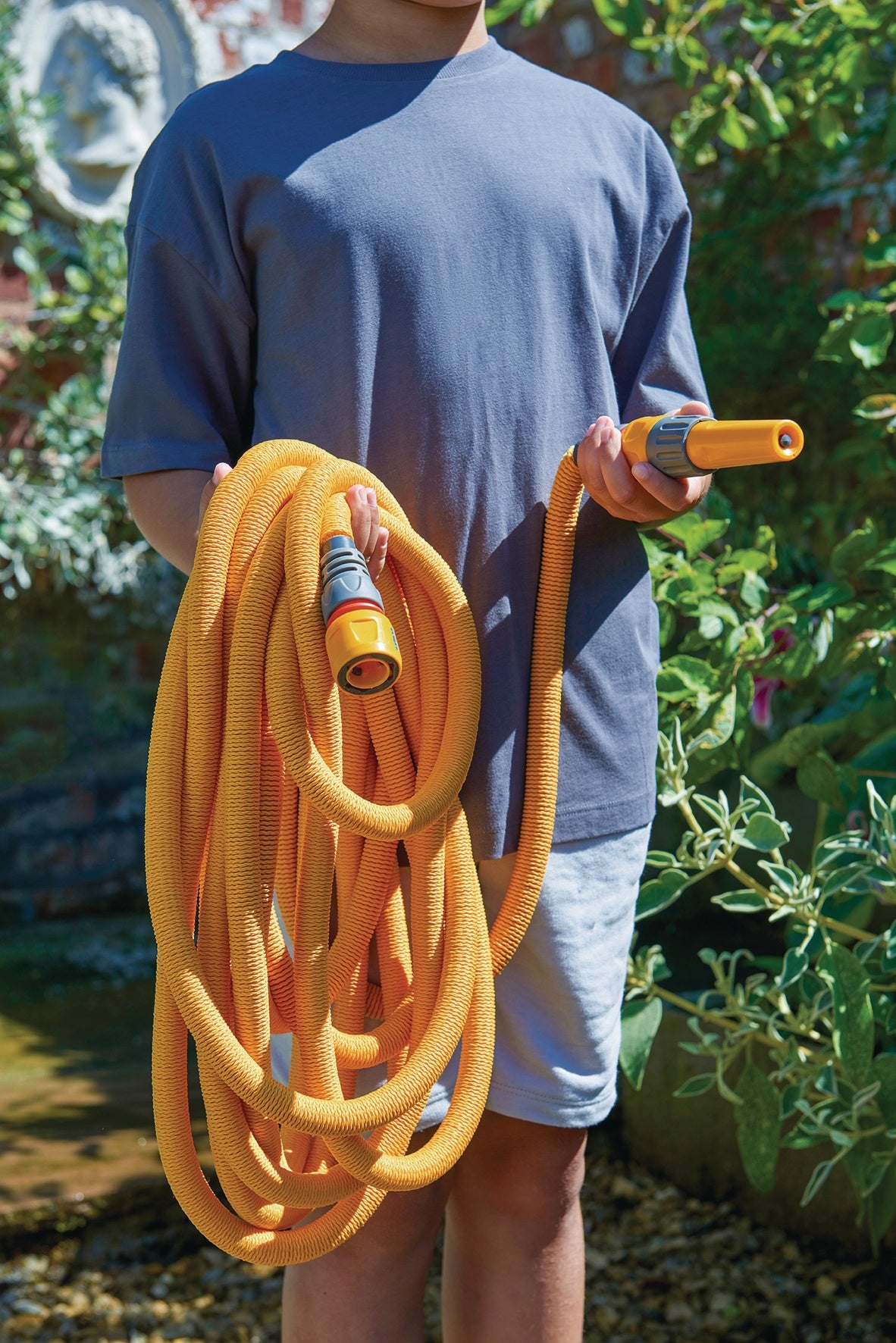 Hozelock Wonderhoze Wasserschlauch 15 m – Dehnbarer Gartenschlauch mit Zubehör