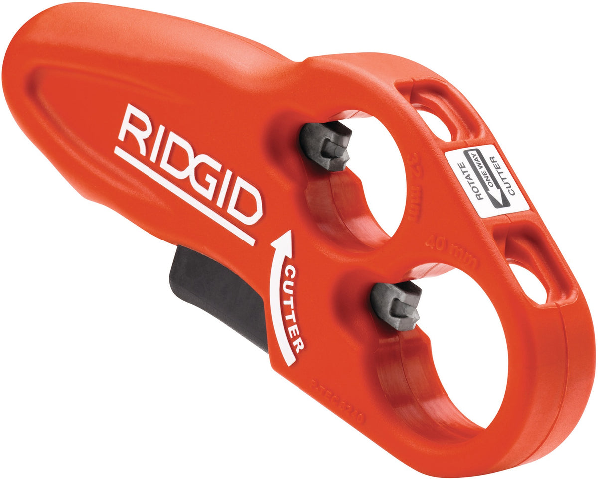 RIDGID Rohrabschneider P-TEC für Kunststoffrohre 32 und 40 mm – Automatisches Entgraten und Anfasen