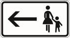 Gehweg gegenüber, links / Rechteck / RA2