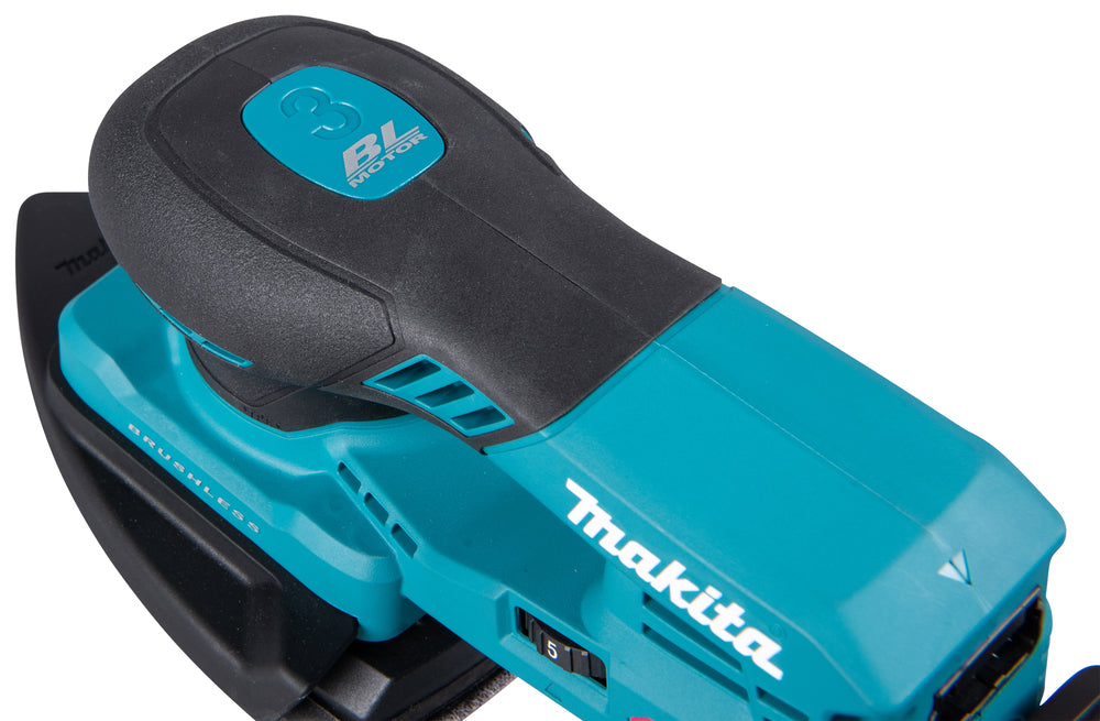 Makita Akku-Schwingschleifer/Exzenterschleifer – XPT, AWS, bürstenlos, variable Geschwindigkeit - BO006CGZ