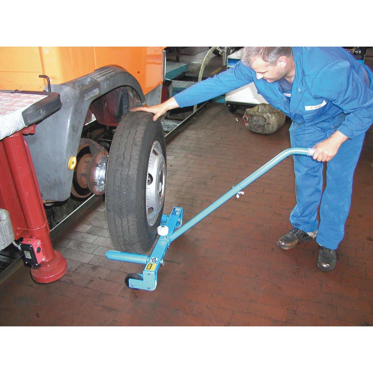 BAUER Südlohn Radmontierer Typ RM RAL 5012 Lichtblau - Art.-Nr. 4411-01-0000-3