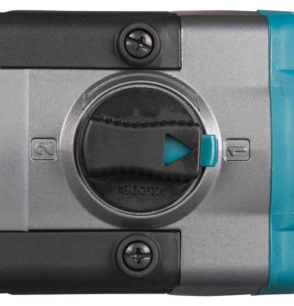 Makita Akku-Erdbohrer 18V | 136 Nm | Brushless mit ADT & XPT - DG002GZ