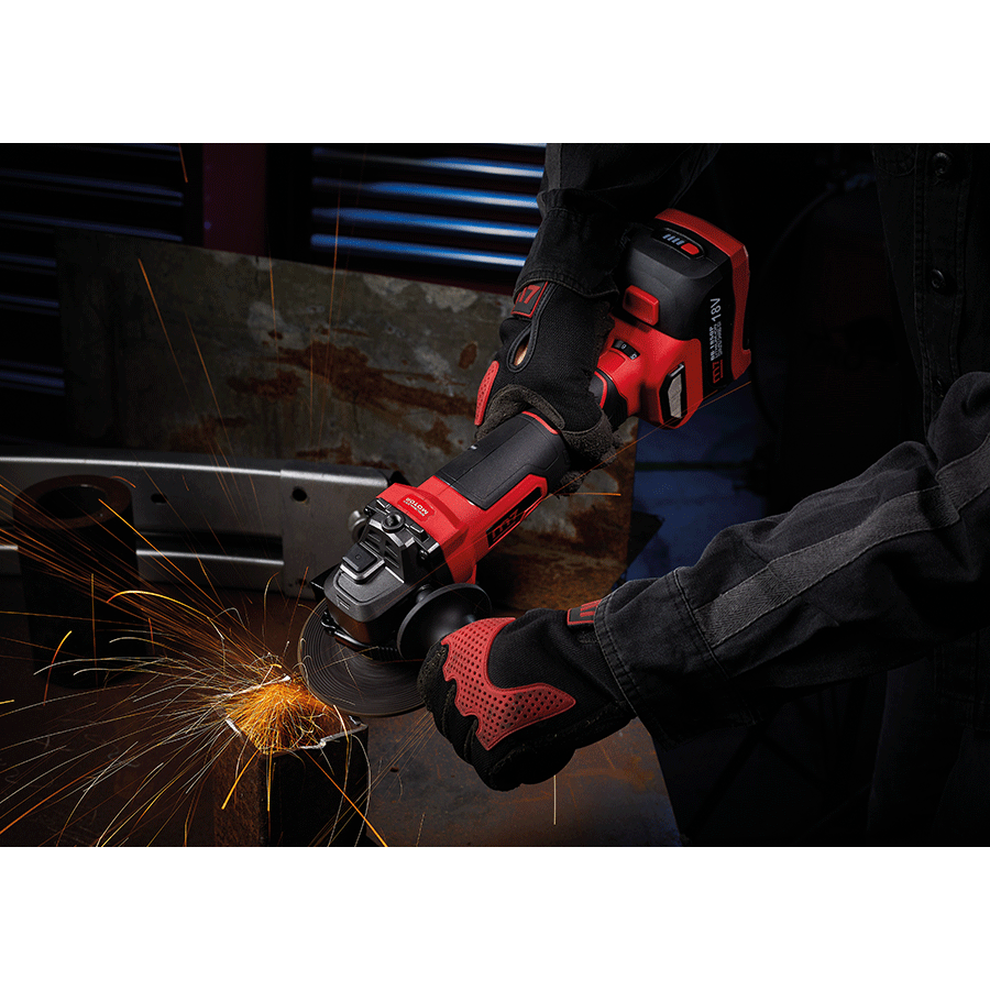 M7 Power-Werkzeuge - Akku-Winkelschleifer 18V mit Ladegerät + 2 Akku - 5Ah DG501A