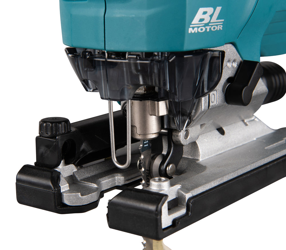 Makita Akku-Pendelhubstichsäge – kraftvoll, präzise & bürstenlos - DJV182Z
