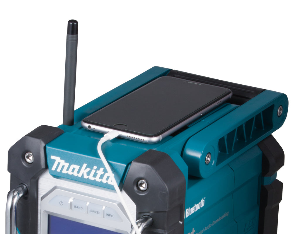 Makita Akku-Baustellenradio – Bluetooth, DAB+/FM, IP64, Akku- & Netzbetrieb - DMR112W