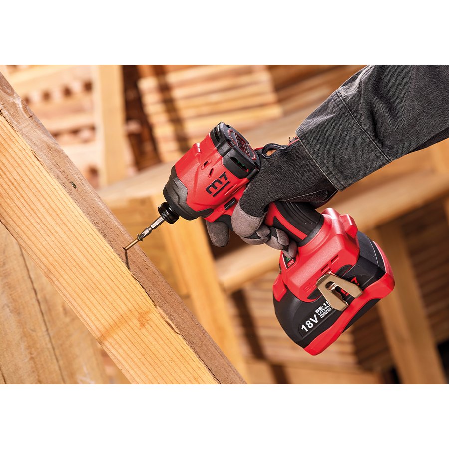 M7 Power-Werkzeuge - 1/4" Akku-Schrauber 18V 5Ah DS202K