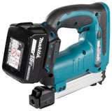 Makita 18 V Akku-Tacker – präzise & komfortabel, ideal für MDF-Dachpaneele - DST221RTJ