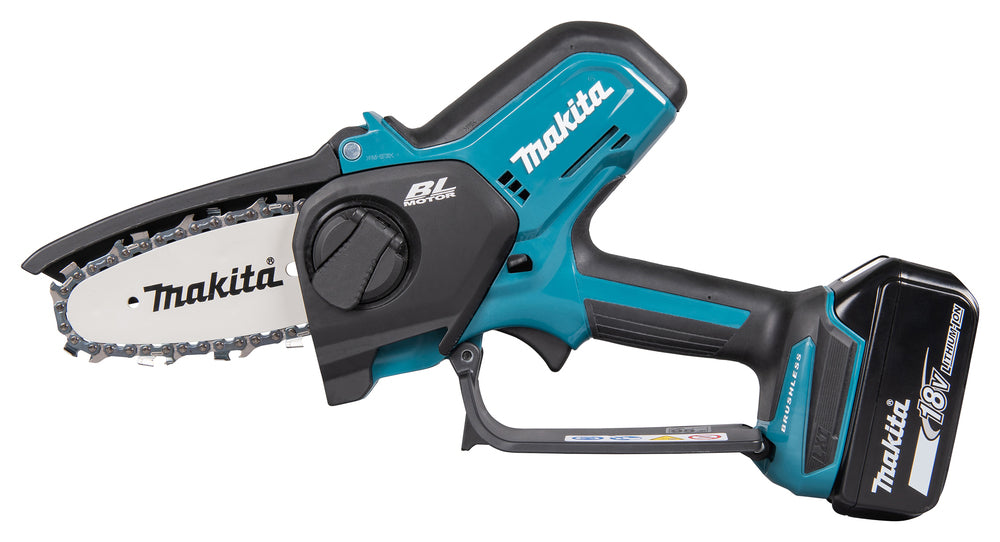 Makita Akku-Astsäge – kompakt, bürstenlos & werkzeugloser Kettenwechsel - DUC101RX06