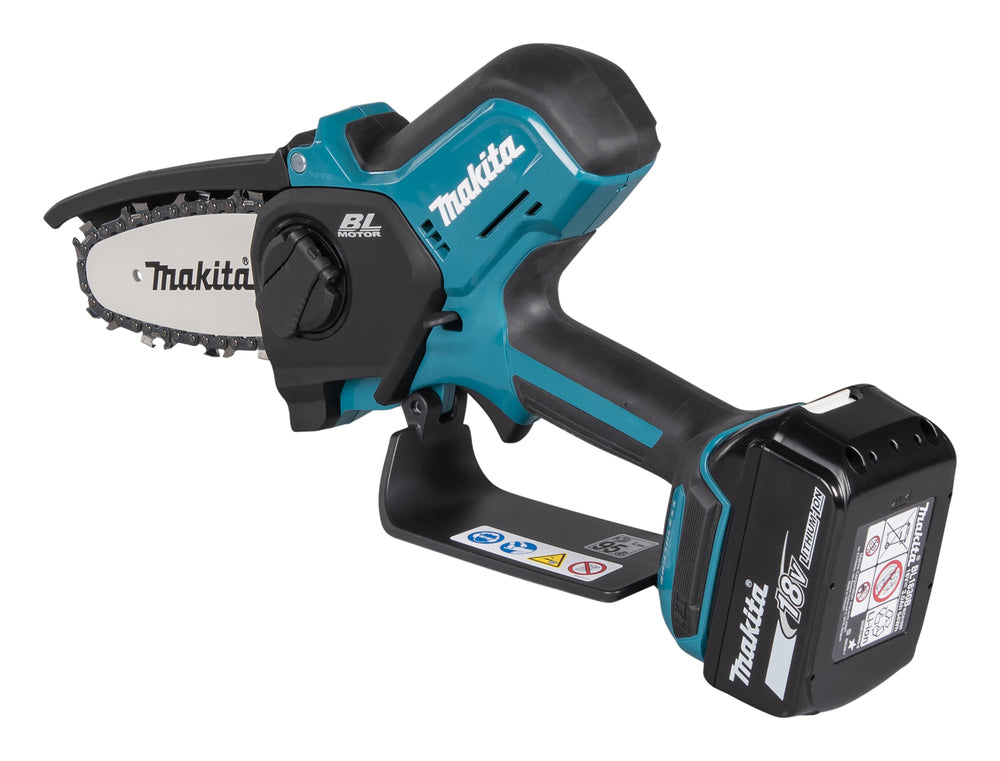 Makita Akku-Astsäge – leicht, bürstenlos & werkzeuglose Kettenspannung - DUC101RF06