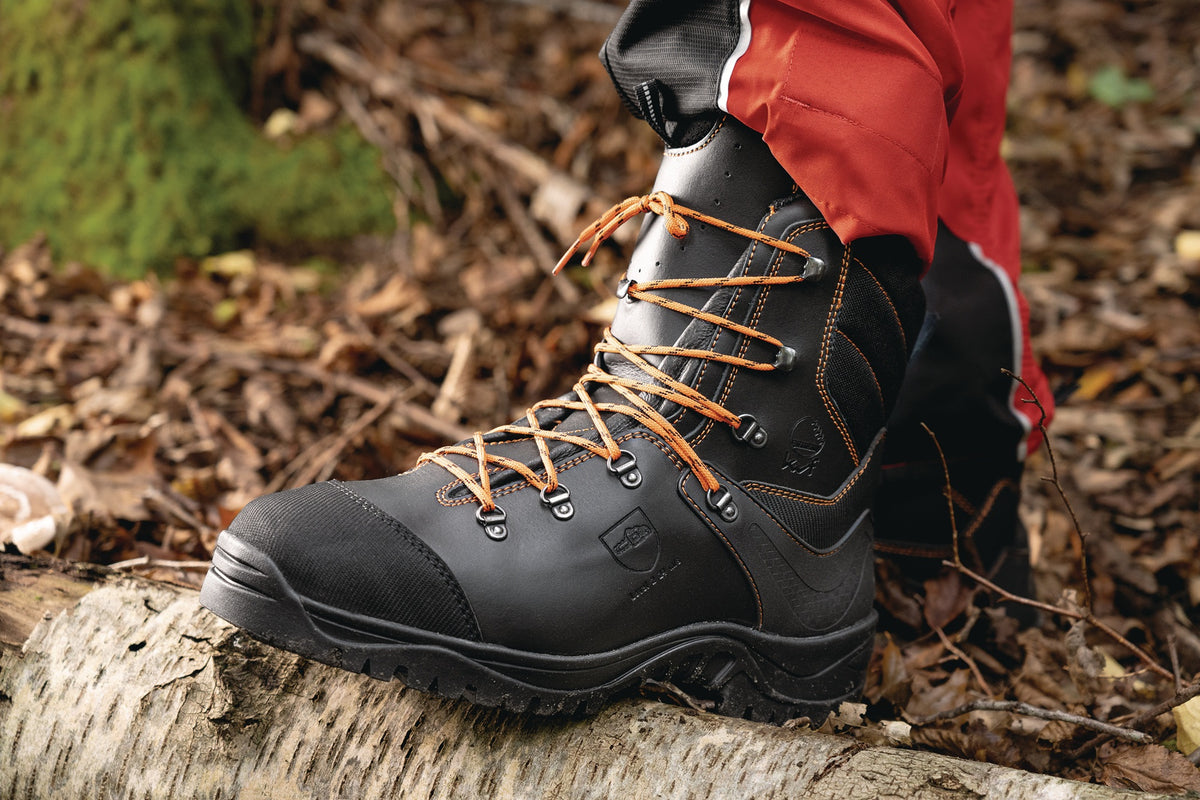 SOLIDUR Forstsicherheitsstiefel KAILASH S3 HRO CI HI SRC mit Schnittschutz Klasse 2
