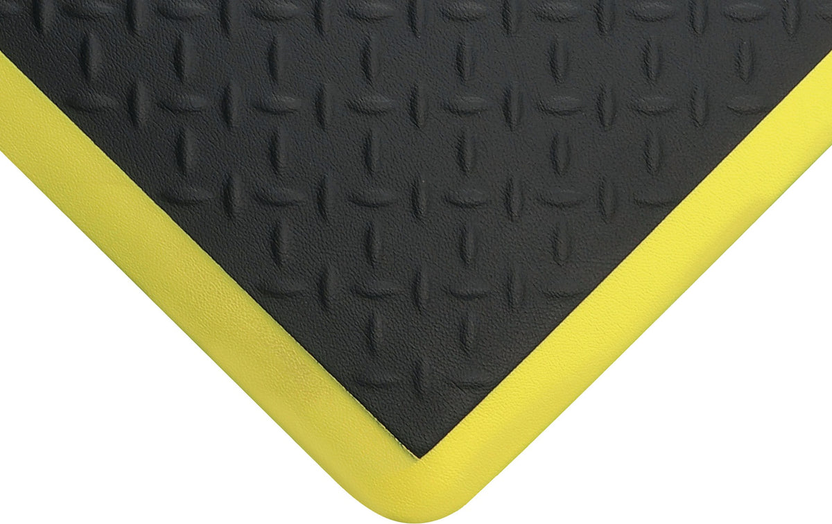 COBA Arbeitsplatzbodenbelag 900x600x18 mm schwarz mit gelben Streifen PU Rautenprofil