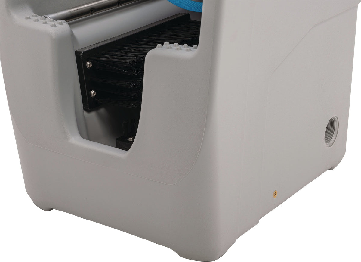 CEMO Stiefelreiniger B490xT530xH880mm mit Sammelstelle PE – Robuste Reinigungsstation