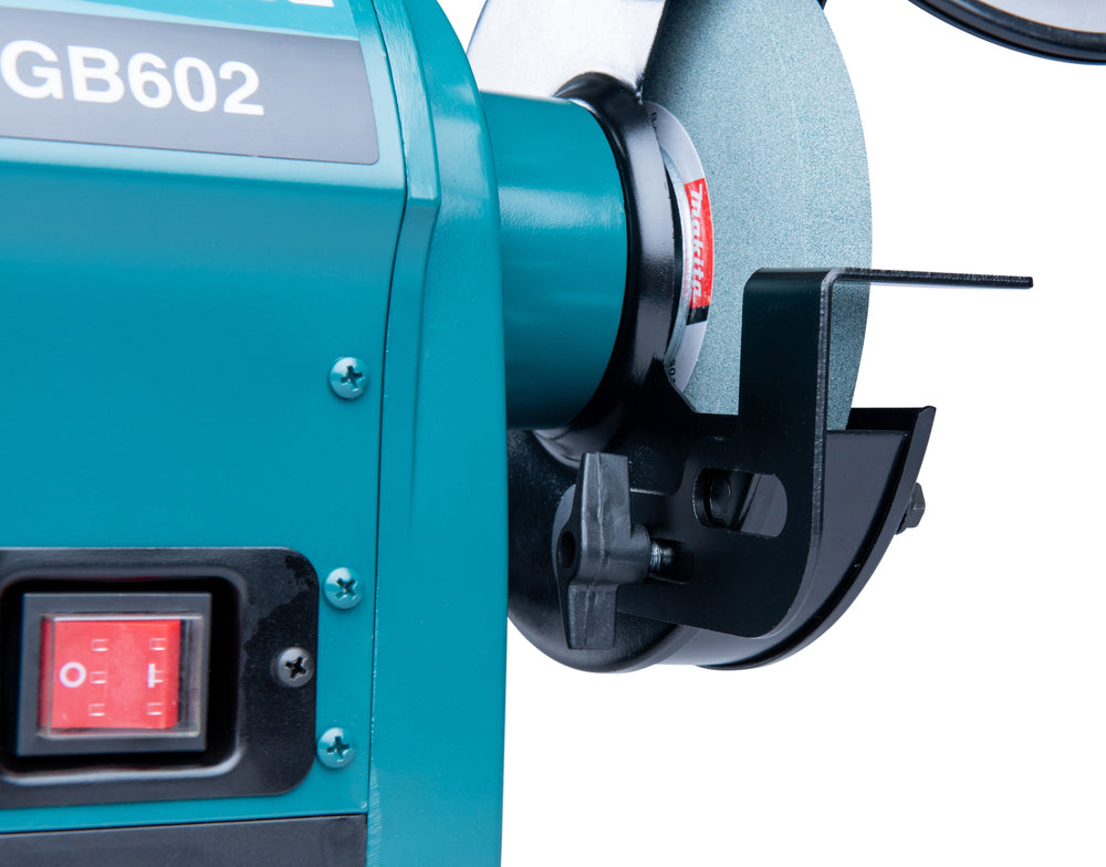 Makita Doppelschleifbock – 250 W, 150 mm Scheiben, leise & vibrationsarm - GB602