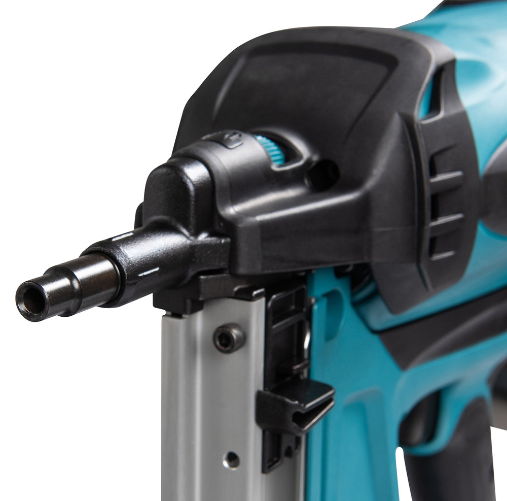 Makita Akku-Gasnagler 7,2V – bis 40 mm, 4.000 Schuss pro Ladung, ohne Kompressor - GN420CLSE