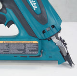 Makita Akku-Gasnagler 7,2V – 34° Clipped Head, bis 90 mm, ohne Kompressor - GN900SE
