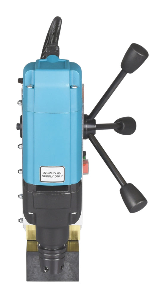 Makita Magnet-Kernbohrmaschine – mit Weldon-Aufnahme, Öltank & Magnetfuß - HB350