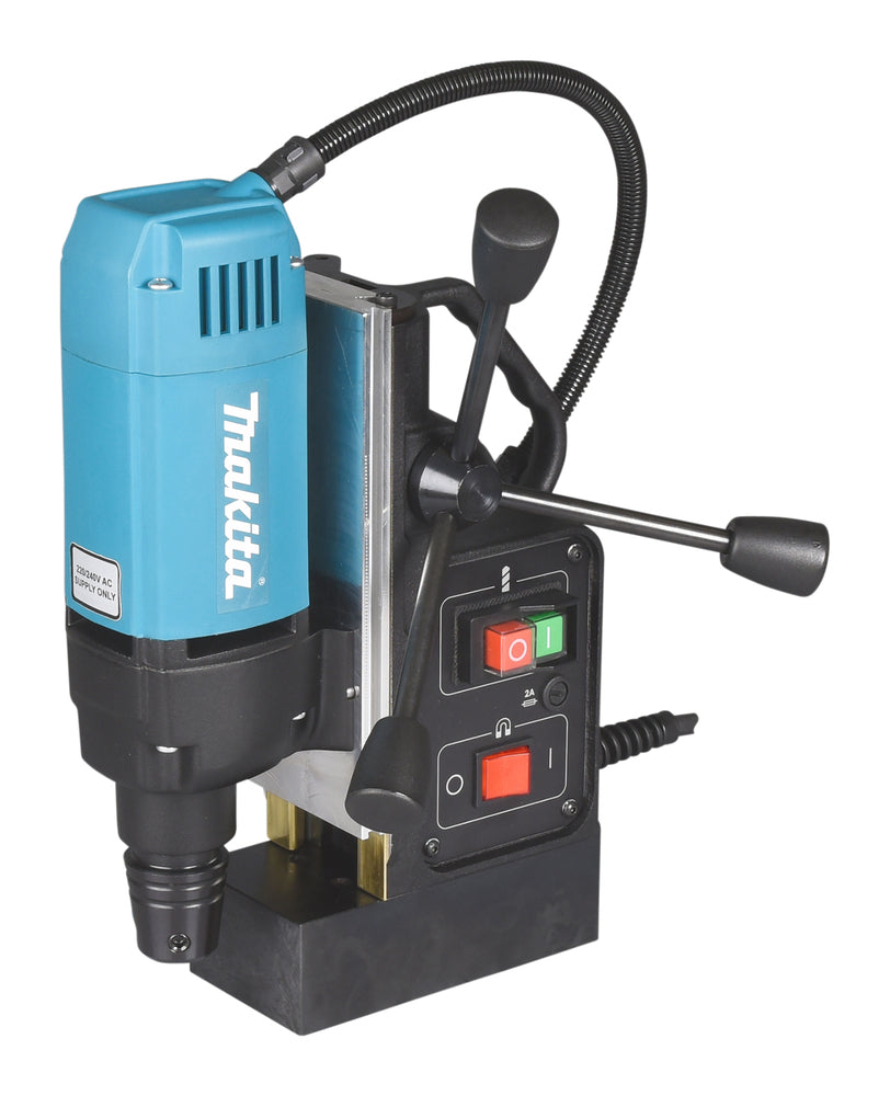 Makita Magnet-Kernbohrmaschine – mit Weldon-Aufnahme, Öltank & Magnetfuß - HB350
